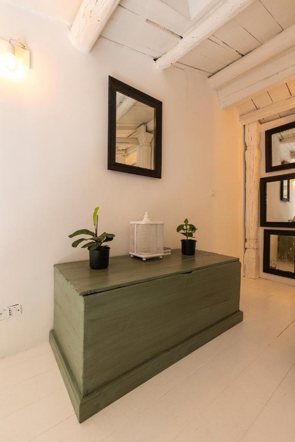 Elly Holiday House Palermo Exterior photo