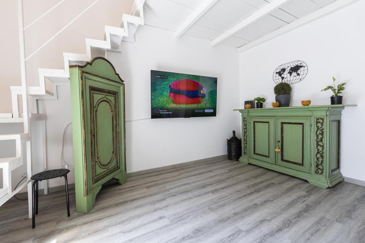 Elly Holiday House Palermo Exterior photo